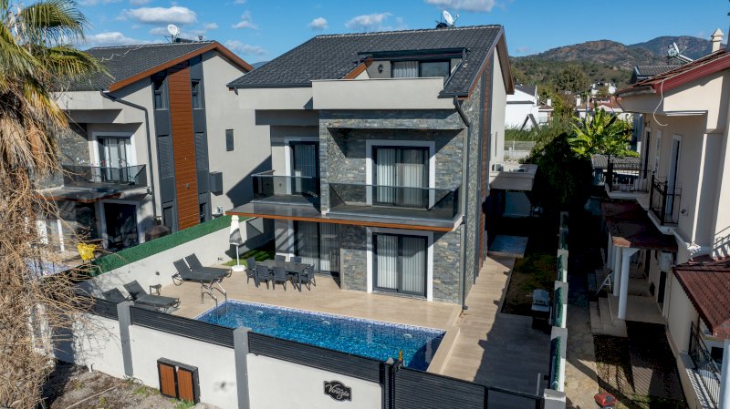 VENEDİK VİLLALARI 2373/1